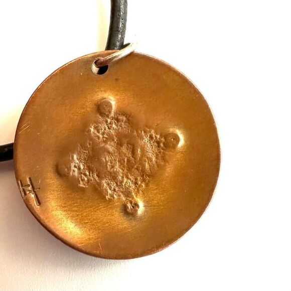 Copper round  pendant necklace  on cord - Picture 6 of 9